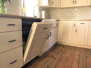 Custom Kitchen Cabinetry